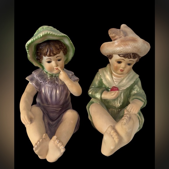 Vintage Piano Babies Figurines